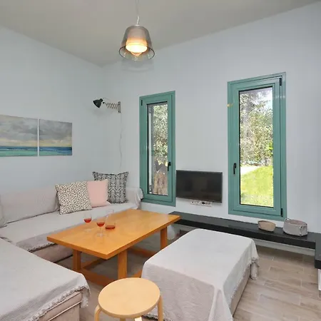 The Kampos House بيت للعطل سكوبيلوس تاون