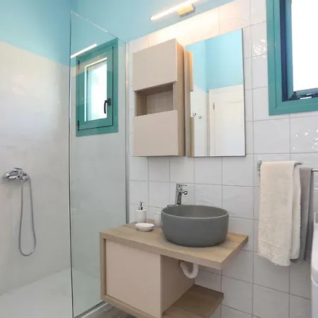 The Kampos House بيت للعطل