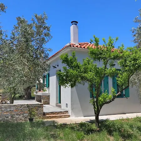 The Kampos House بيت للعطل