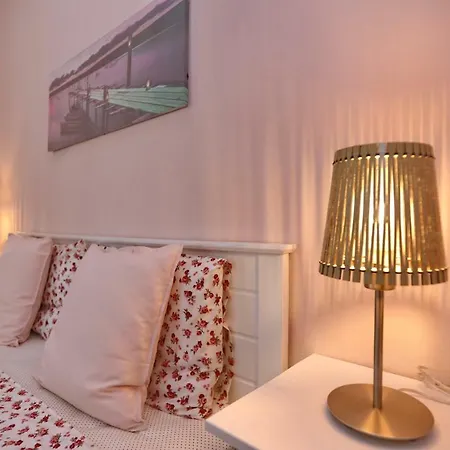 The Kampos House بيت للعطل *