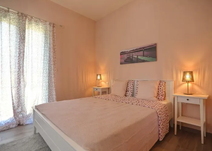 Nyaraló The Kampos House Szkópelosz