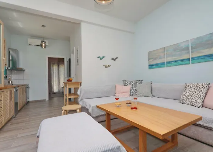 Nyaraló The Kampos House Szkópelosz